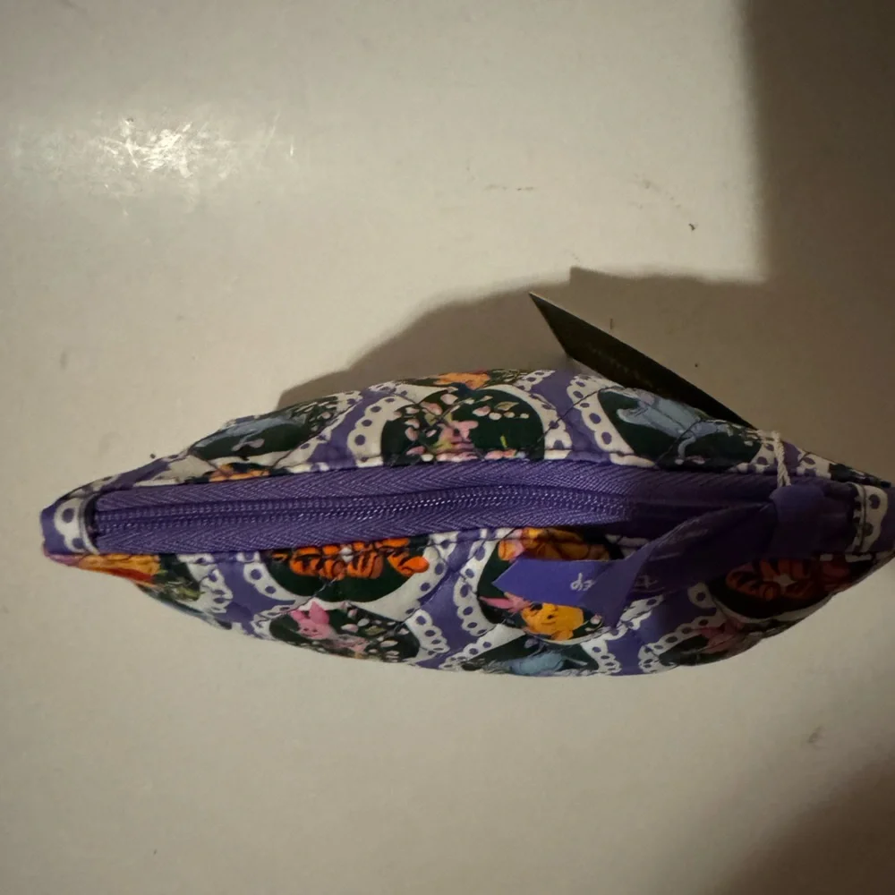 Vera Bradley Disney Small PouchWinnie The Pooh Springtime Eyelet NEW - Picture 6 of 7